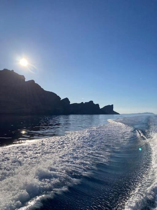 Lou K-Sea Den, Le Terrier De La Mer Cassis Exterior foto